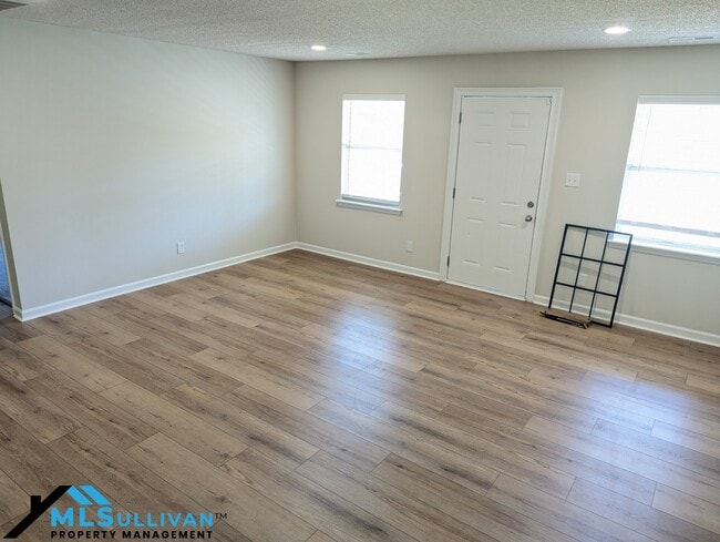 Photo - 4008 Ludgate Dr