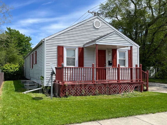 Photo - 606 Meridian St