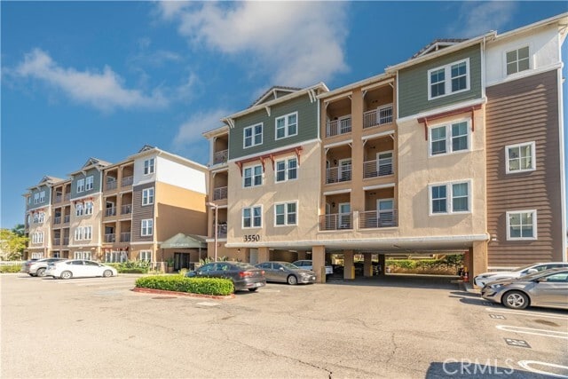 Building Photo - 3550 Torrance Blvd Unit 504