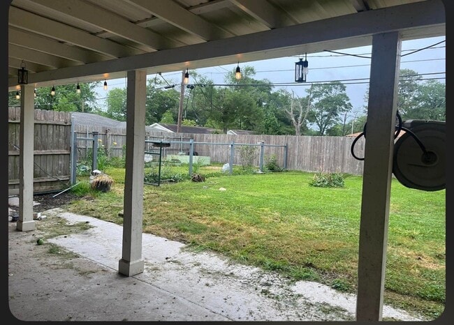 Photo - 560 Gardenia Ave