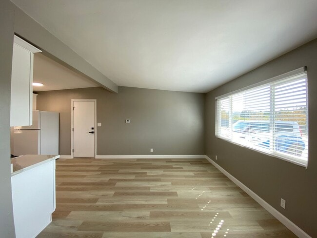 Photo - 121-123 Plymouth Drive Unidad 123