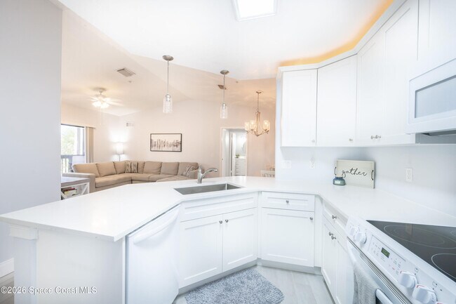 Photo - 7667 N Wickham Rd Unit 1219