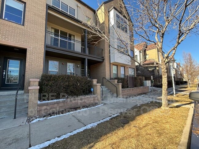 Building Photo - 447 S Quay St