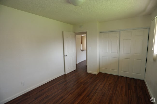 2br1ba-Bedroom