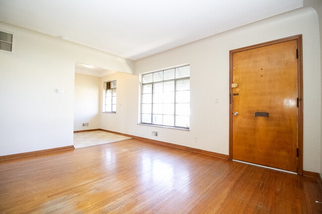 Photo - 2841 Terrace Downs St Unit 33