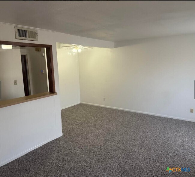 Photo - 302 Palmwood Dr