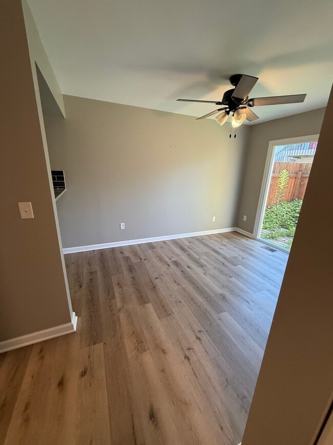 Photo - 1301 Lowland Ct Unidad 110