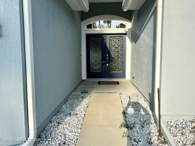 Photo - 78571 Goldfinch Ln