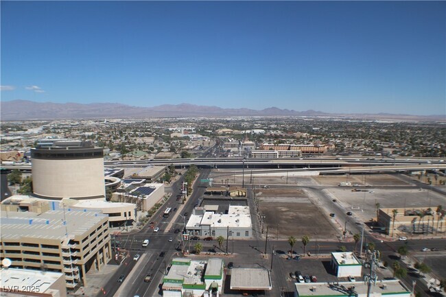 Building Photo - 150 S Las Vegas Blvd Unit 2203 Rental