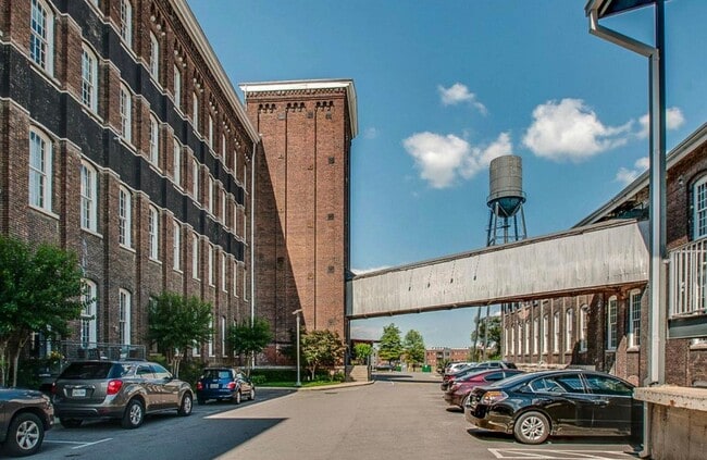 Photo - AMAZING 1BED 1 BATH WERTHAN LOFT
