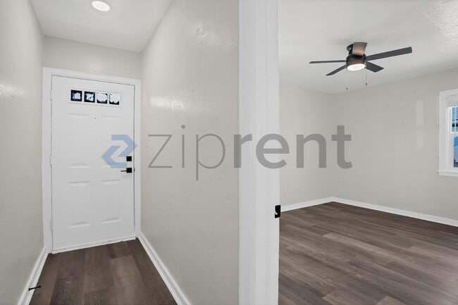 Photo - 265 Cherry Dr