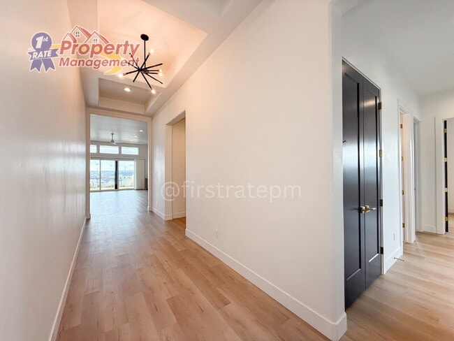 Photo - 3024 E Parulo Dr