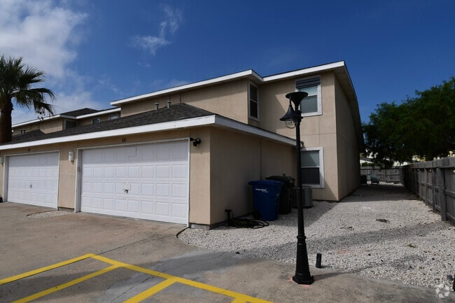 Building Photo - 14861 S Padre Island Dr Rental