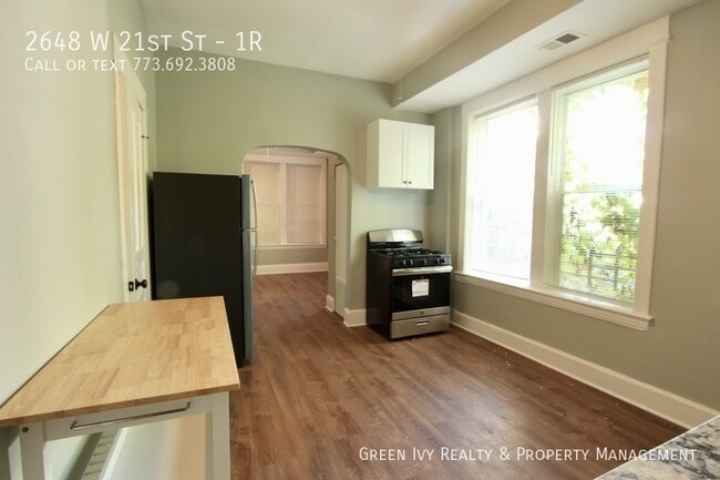 Photo - 2648 W 21st St Unidad 1R