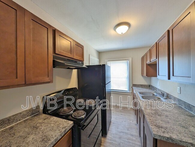 Photo - 2824 Fleming St Unit 2