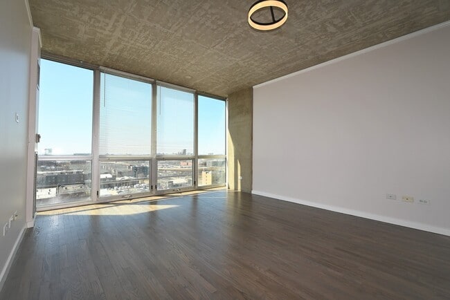 Photo - 1845 S Michigan Ave Unit 1402