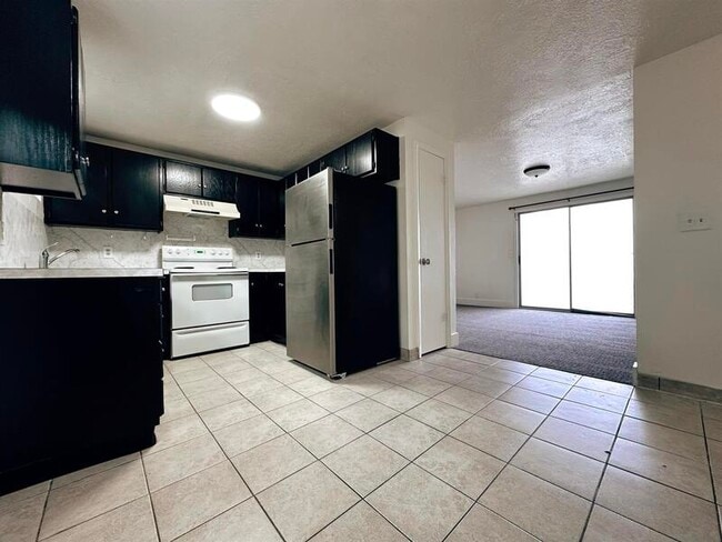 Photo - 305 S 100 E Unit 102