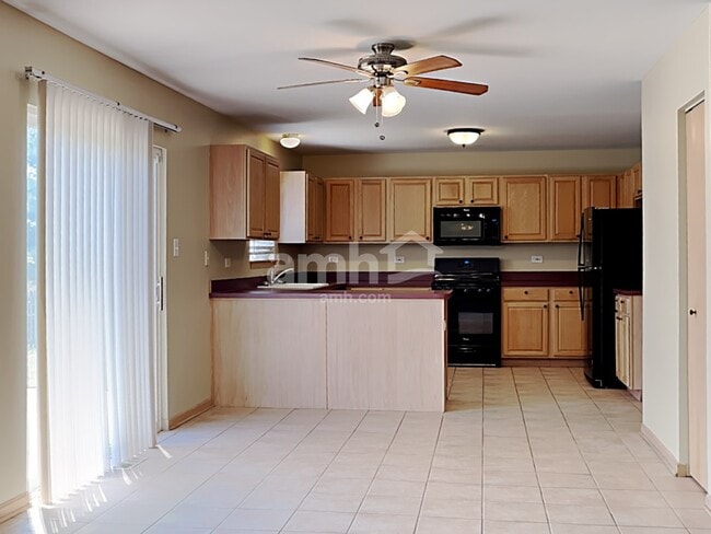 916 Mazalin Dr