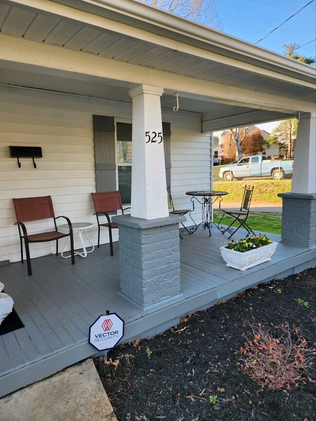 Photo - 525 E Morelia Ave