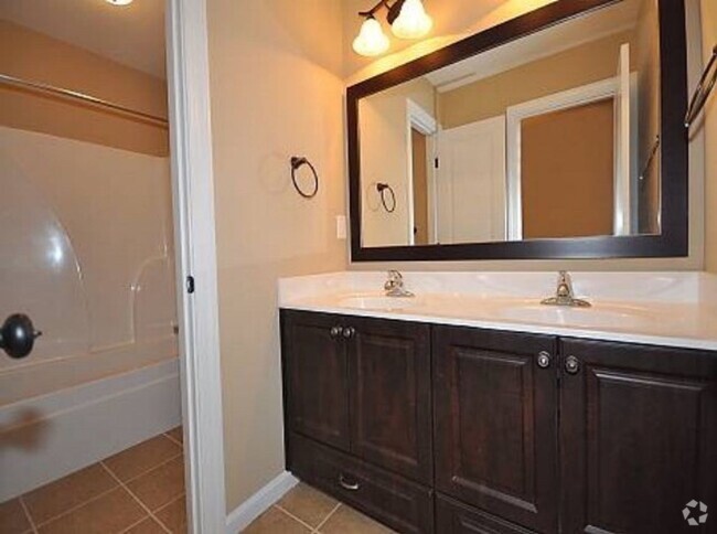 Building Photo - 5435 Everlook Cir Rental