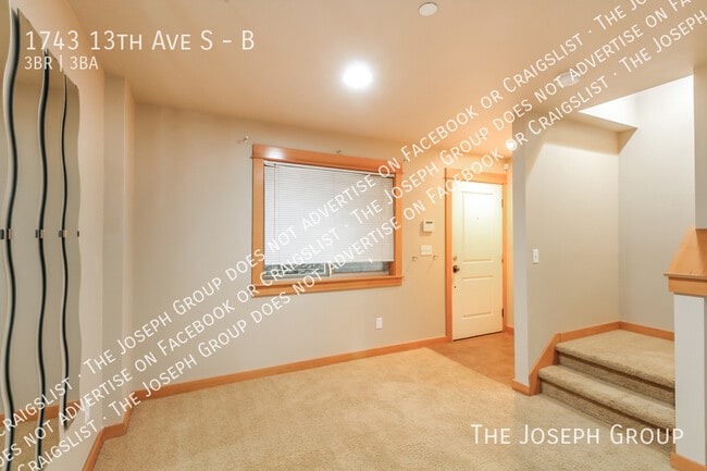 Photo - 1743 13th Ave S