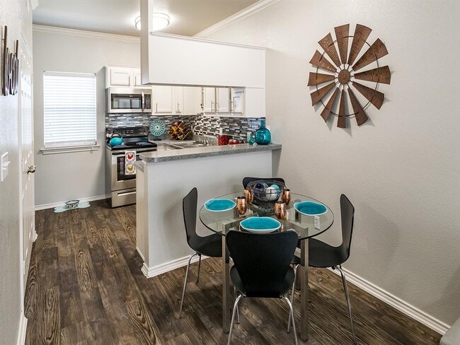 Residences at Holly Oaks