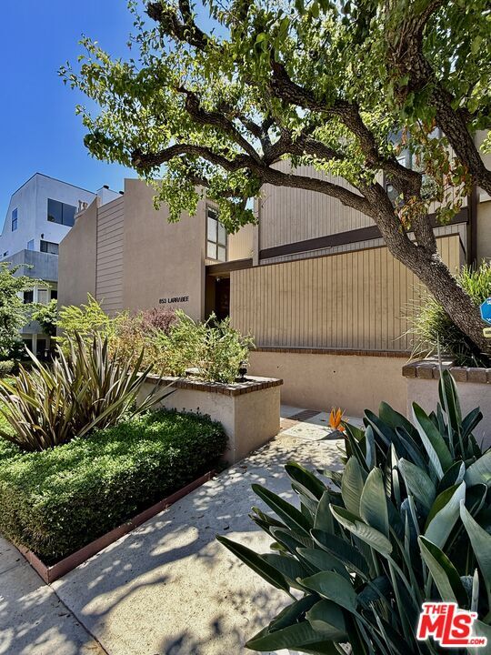 Photo - 853 Larrabee St Unidad 6