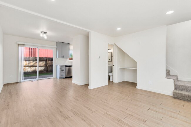 Photo - 1618 Banyan Dr Unit 1618 Banyan Dr #4