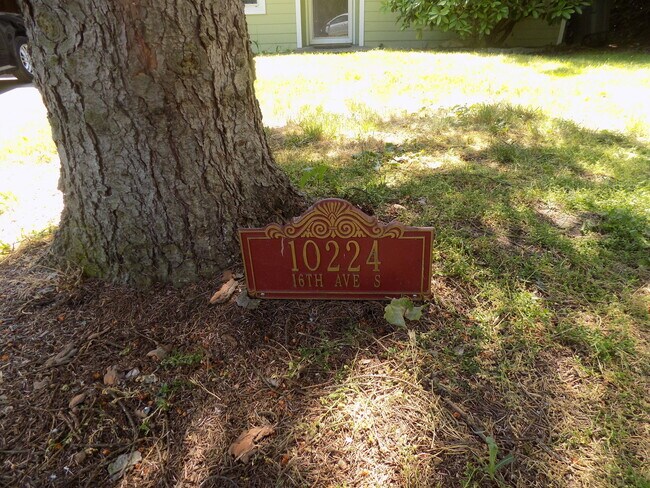 Photo - Charming little home in the woods for rent...