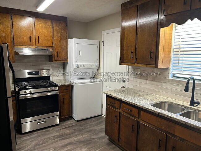 Photo - 1045 Vineyard Rd Unidad A