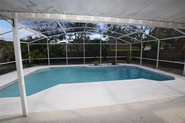 Photo - 6952 Knightswood Dr