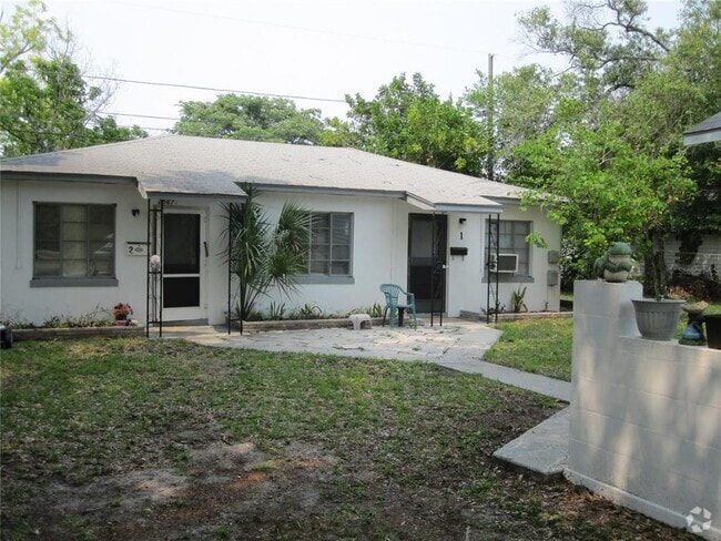 Building Photo - 2567 15th Ave N Rental