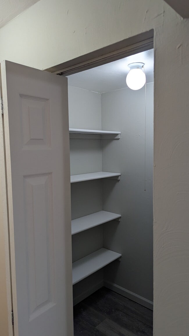 3-4 large Pantry closet - 1492 Main St Unit placeholder