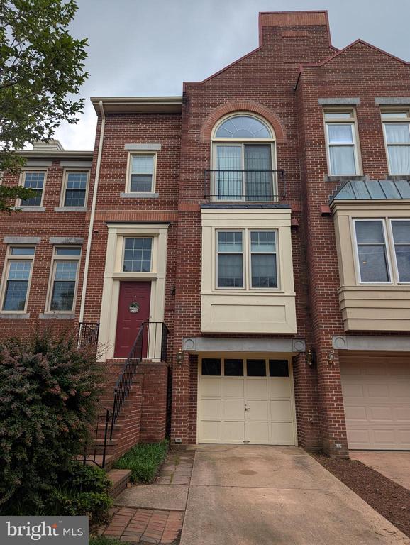 Photo - 3804 Charles Ave Townhome