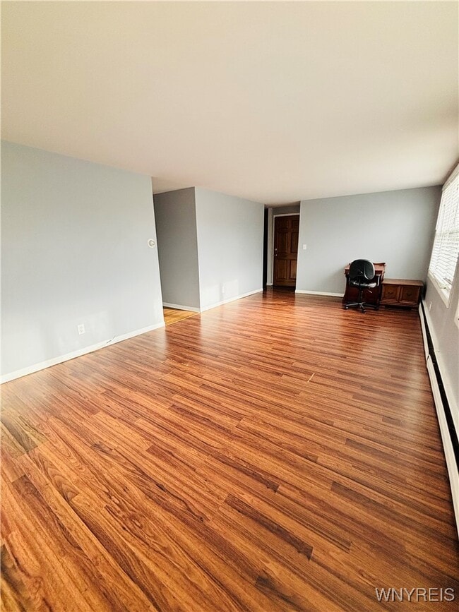 Photo - 18 Barone Cir