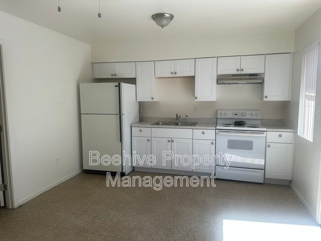 Photo - 1102 E Polk St
