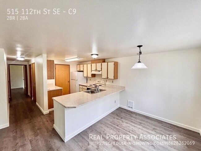 Photo - 515 112th St SE