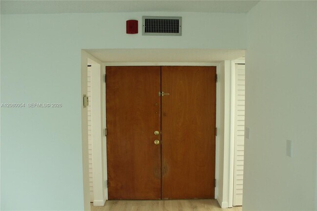 Building Photo - 11750 SW 18th St Unit 502-1