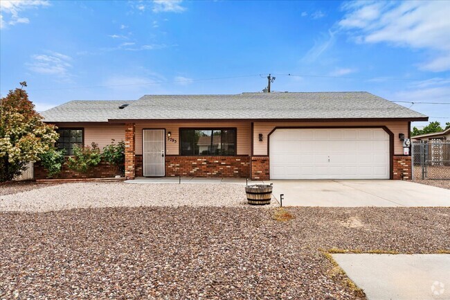 Building Photo - 3795 N Navajo Dr Rental