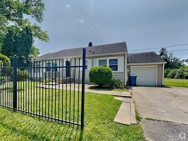 Building Photo - 1601 W Northgate St Rental
