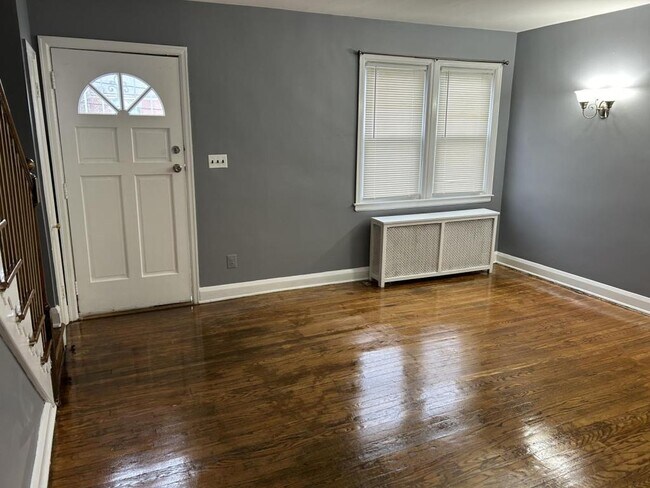 Photo - 4211 Hamilton Ave