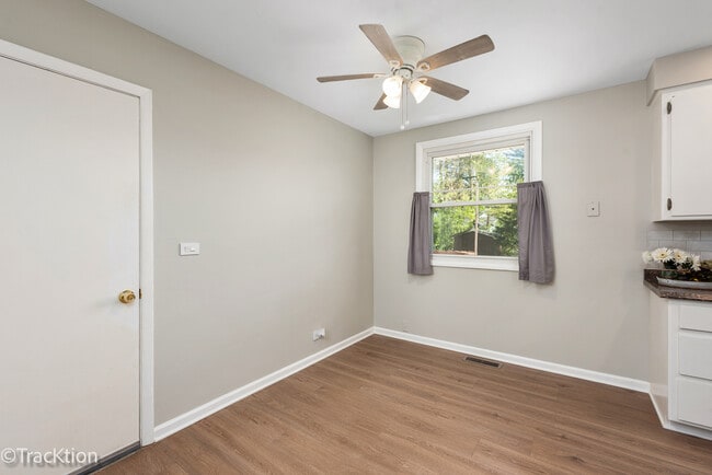 Photo - 146 Mohawk Dr
