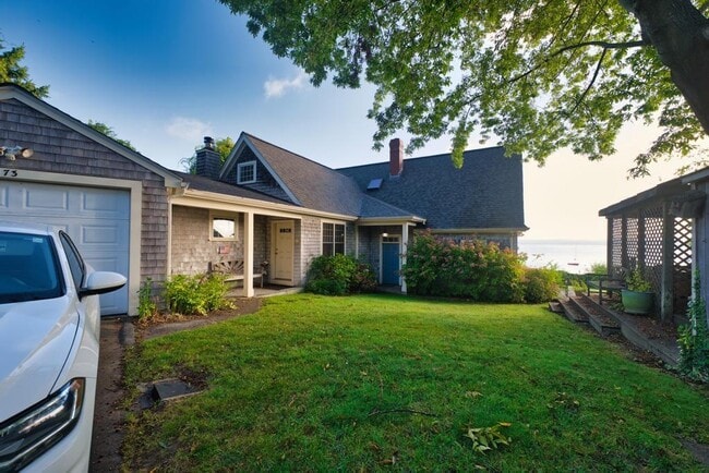 Photo - 73 Bayside Ave