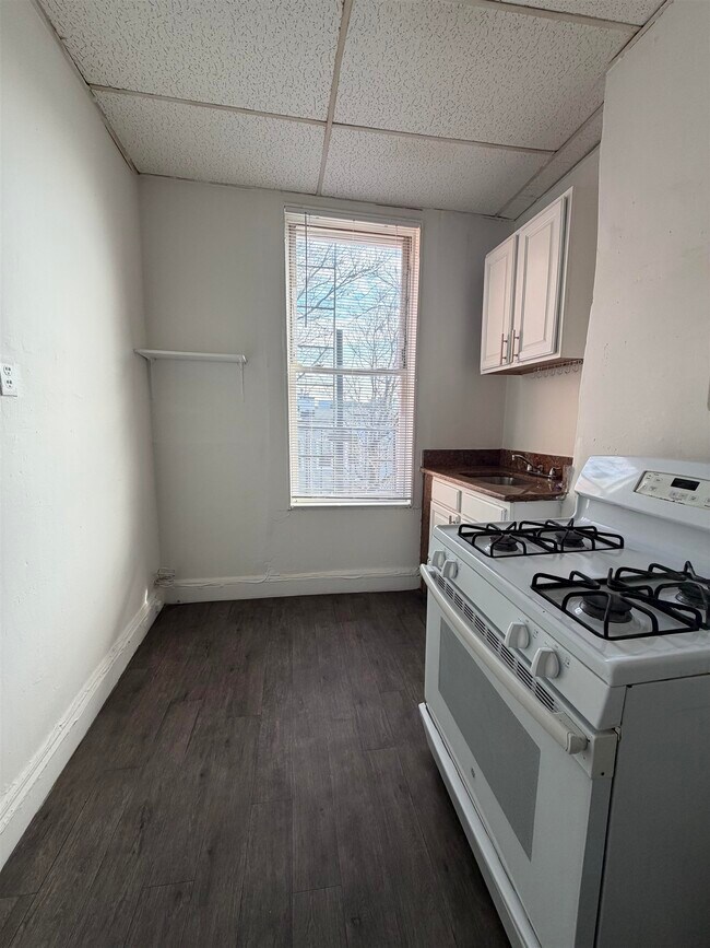 Photo - 434 Central Ave Unit 3L