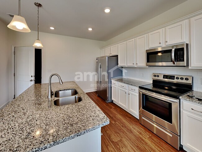 Photo - 5625 Cuba Rd