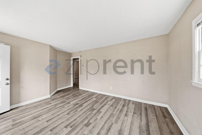 Photo - 1108 Walnut St