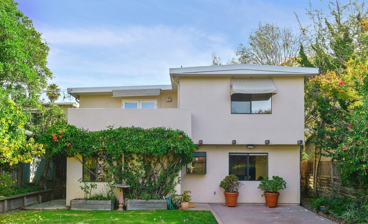 Photo - 2925A Regent St (Berkeley, CA)