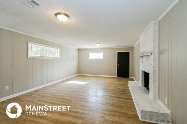 Photo - 6760 Camelot Rd