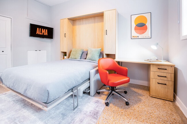 ALMA 87 Mann Ave Ottawa 043a-18az-2