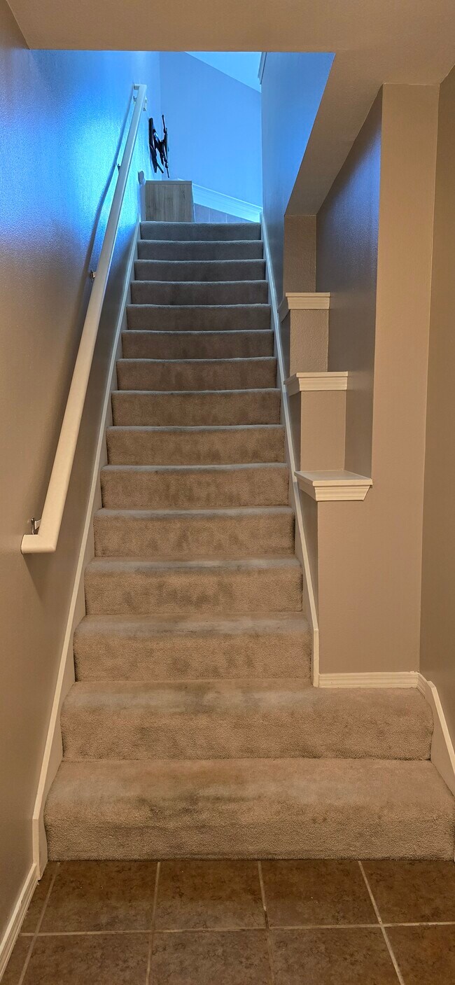 Entryway - 3116 164th St SW